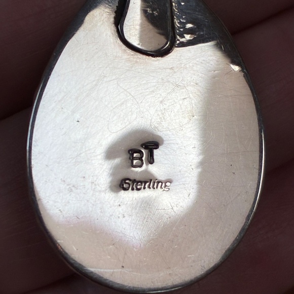 Navajo 925 Sterling Silver & Onyx: Earrings & Necklace Set - Picture 3 of 3